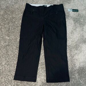 Woman’s size 0-2 black capris